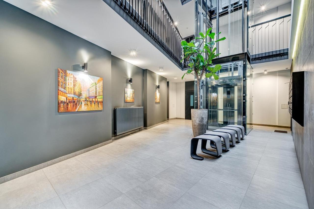 Happy Inn Emporia, Self Chek-In, Parking In The Underground Garage VNO Exterior foto